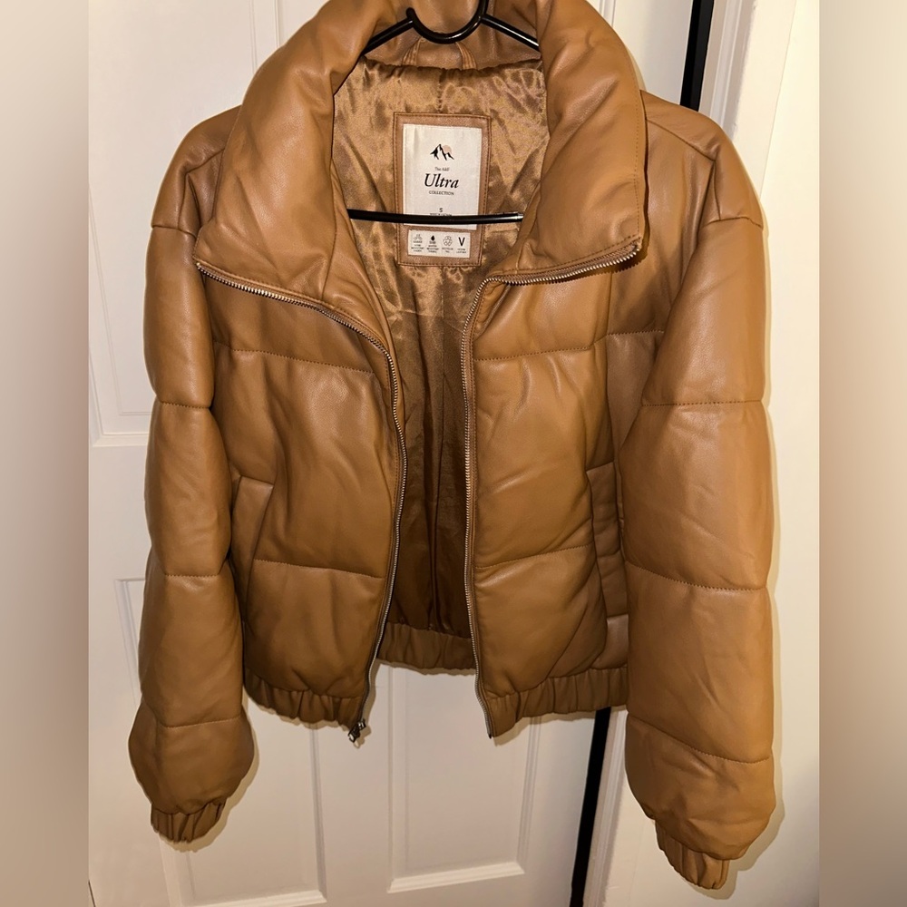 Abercrombie & Fitch Vegan Leather Puffer Jacket – Tan | Small | Like New